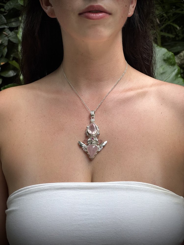 Bespoke Talismans of Power: By Shankari the Alchemist